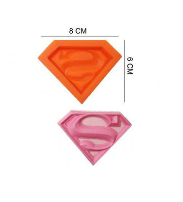 Şeker Hamur Kalıbı Silikon Süpermen 6*8 Cm