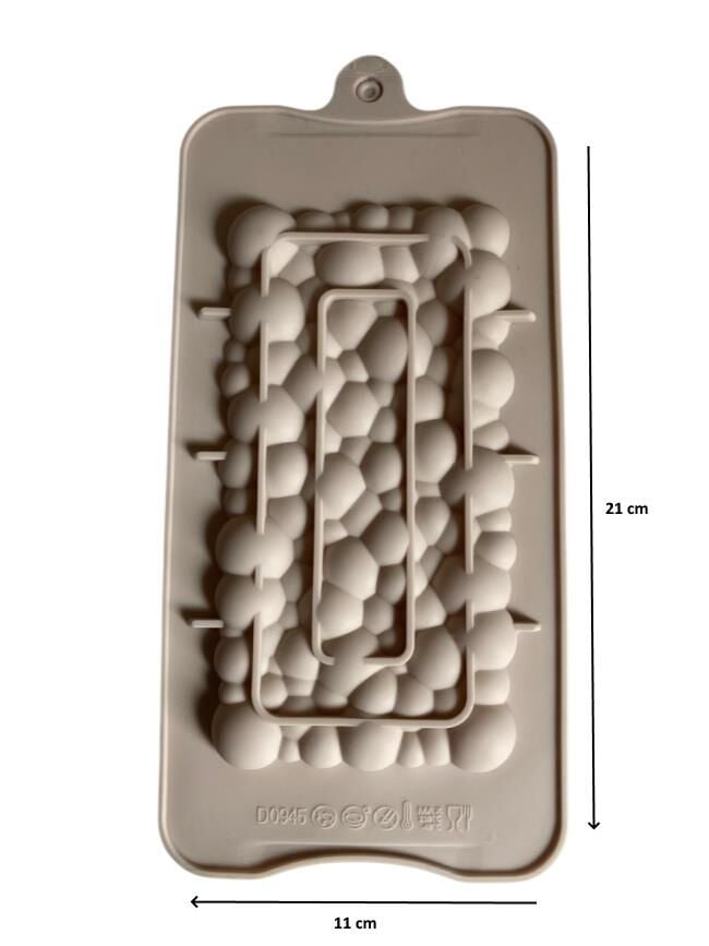 SİLİKON ÇİKOLATA KALIBI KABARCIKLI 21*11 CM